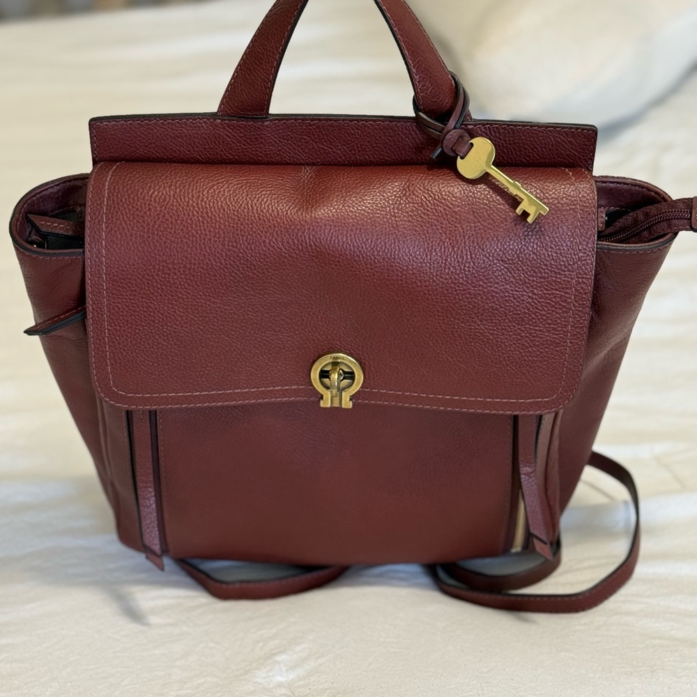 Fossil "Amelia" Convertible Leather Backpack in color Henna